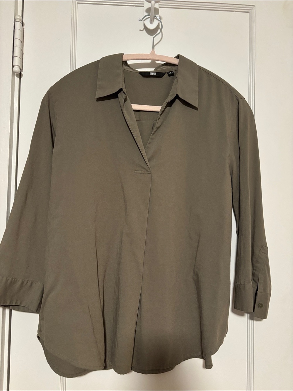 Uniqlo Skipper Collar 3/4 Sleeve blouse